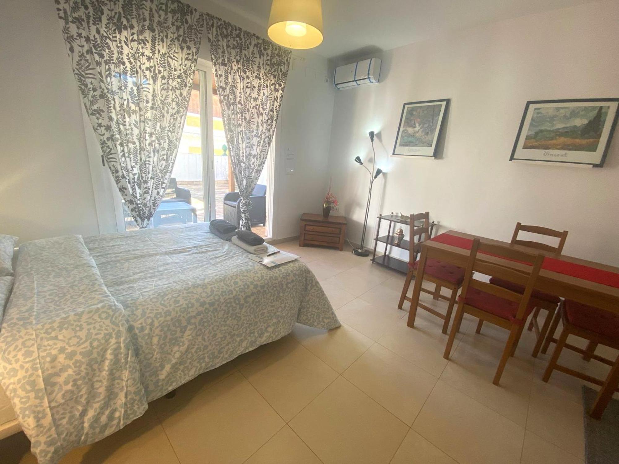 Casa Parras Basilica Apartment Seville Exterior photo